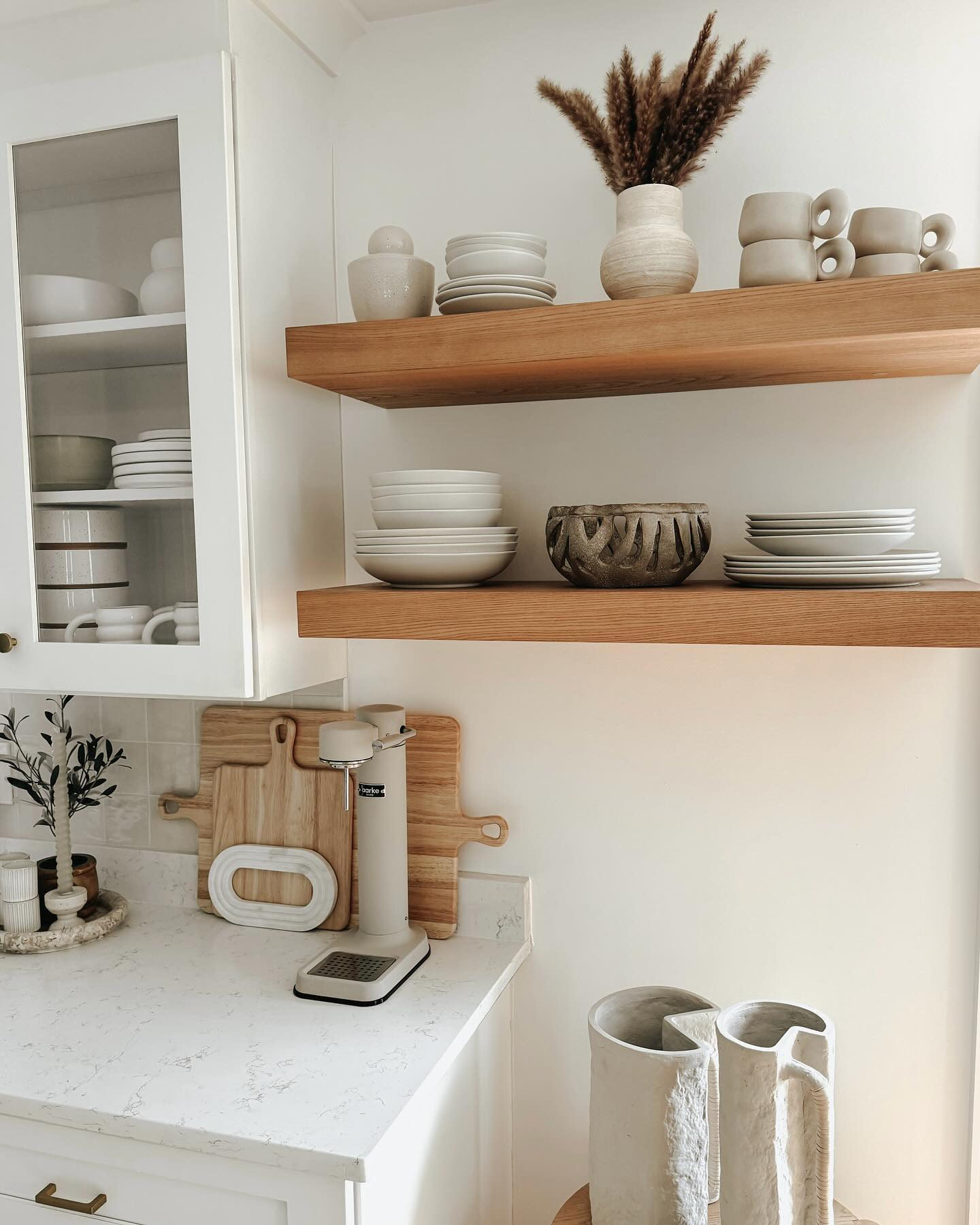 Floating shelves